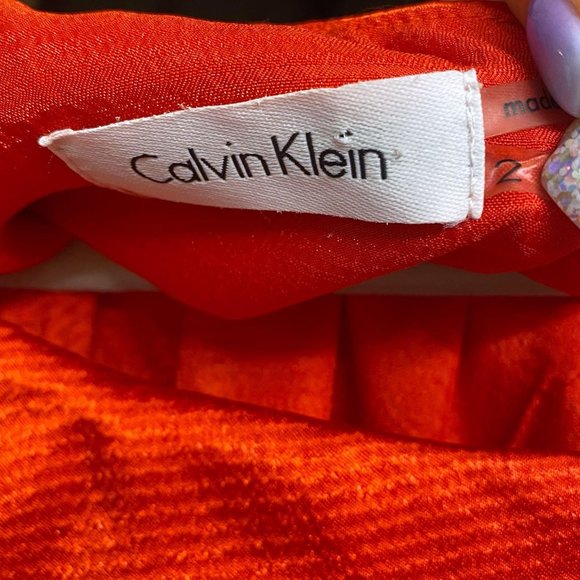 SOLD Calvin Klein Red Satin Roman Shoulder Party Dress - Picture 9 of 10